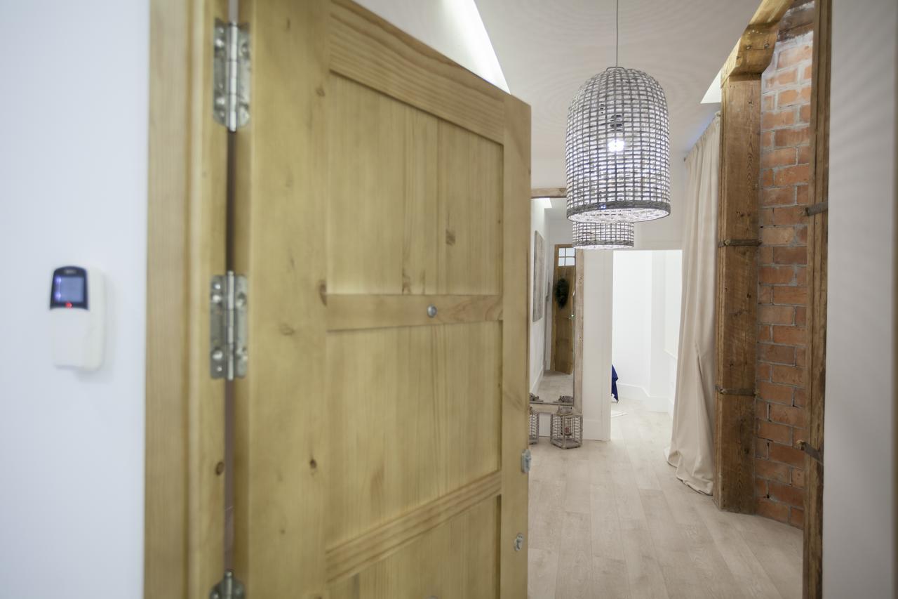 Gr Suites Boutique Catedral مالقة المظهر الخارجي الصورة